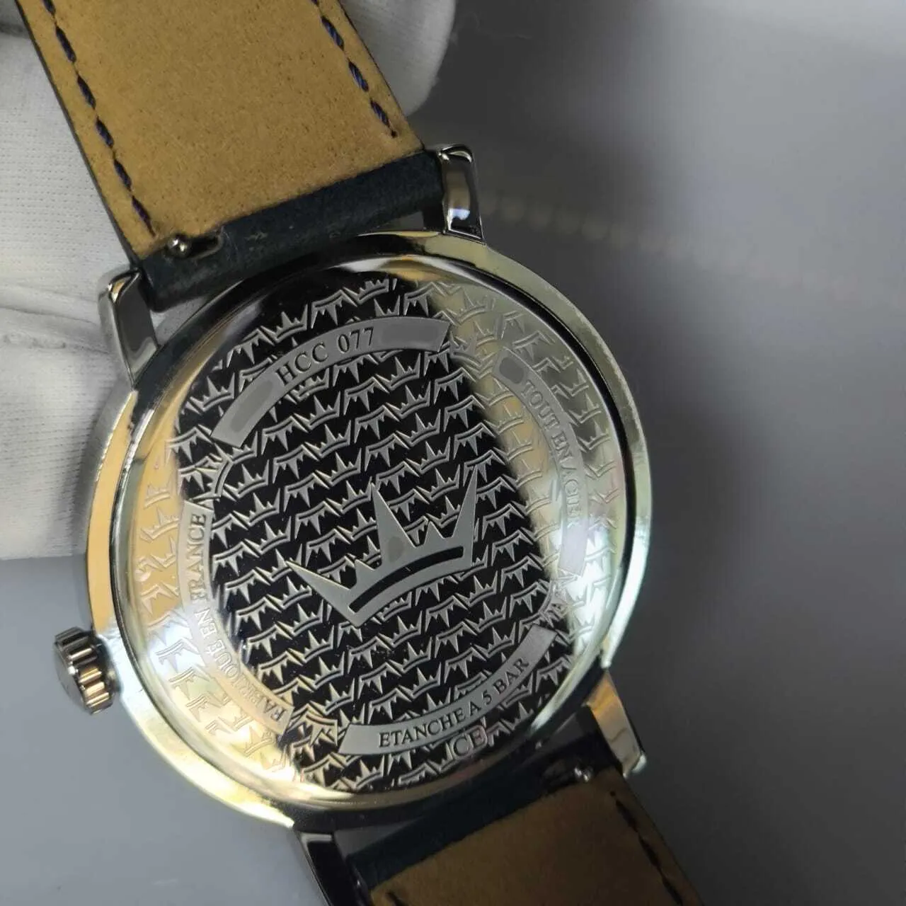 YOUNGER &amp; BRESSON HCC077BS26